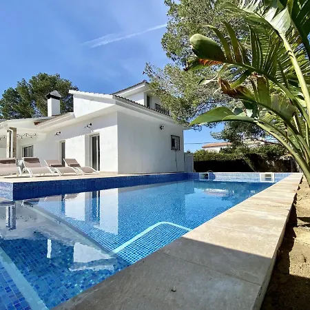 Villa Bouganvilla Luxury With Air-con, & Private Swimming Pool Ideal For Families L'Ametlla de Mar