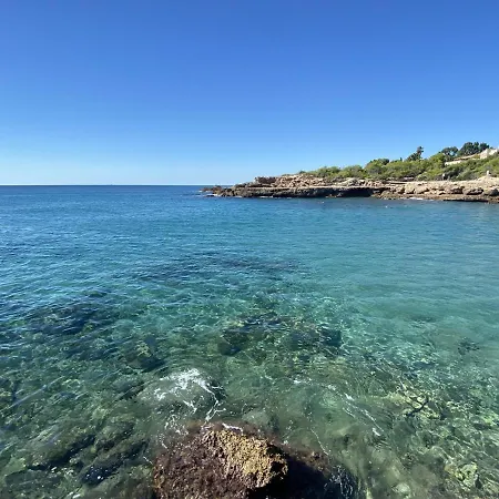 Bouganvilla Luxury With Air-con, & Private Swimming Pool Ideal For Families Villa *