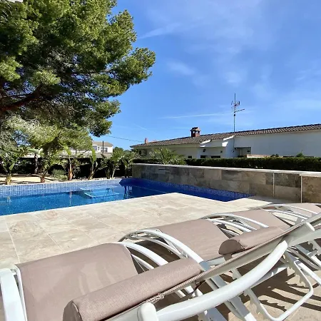 Bouganvilla Luxury With Air-con, & Private Swimming Pool Ideal For Families Villa L'Ametlla de Mar