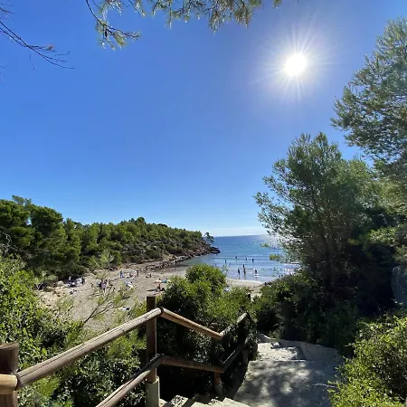 Bouganvilla Luxury With Air-con, & Private Swimming Pool Ideal For Families