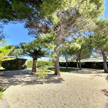 Villa Bouganvilla Luxury With Air-con, & Private Swimming Pool Ideal For Families