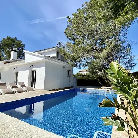Villa Bouganvilla Luxury With Air-con, & Private Swimming Pool Ideal For Families L'Ametlla de Mar