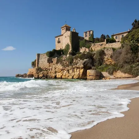 Bouganvilla Luxury With Air-con, & Private Swimming Pool Ideal For Families