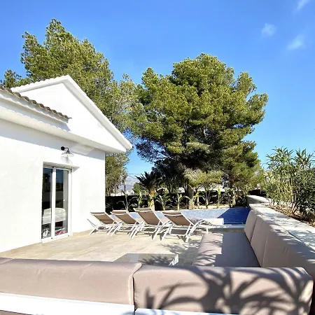 Villa Bouganvilla Luxury With Air-con, & Private Swimming Pool Ideal For Families L'Ametlla de Mar