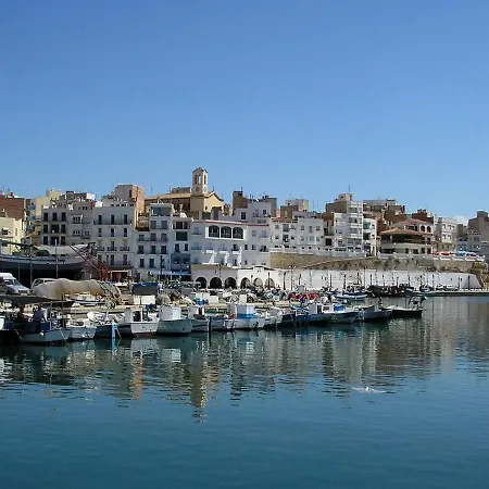 Bouganvilla Luxury With Air-con, & Private Swimming Pool Ideal For Families